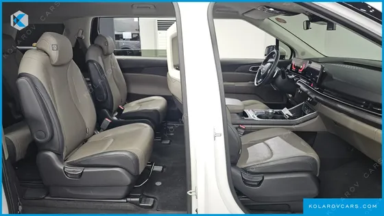 KIA CARNIVAL DIESEL 9-SEATER PRESTIGE