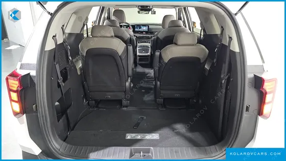 KIA CARNIVAL DIESEL 9-SEATER PRESTIGE