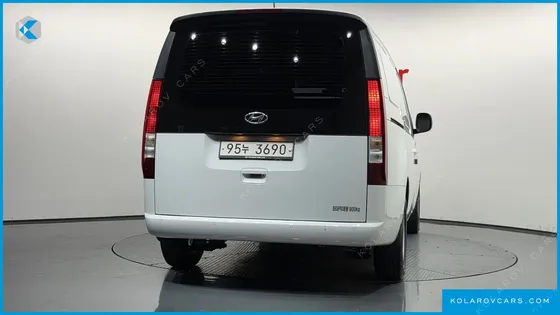 HYUNDAI STARIA CARGO 3-SEATER