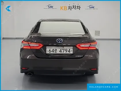 TOYOTA CAMRY 2.5 XLE HYBRID