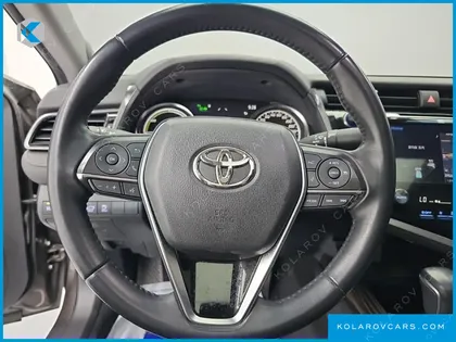 TOYOTA CAMRY 2.5 XLE HYBRID