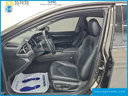 TOYOTA CAMRY 2.5 XLE HYBRID