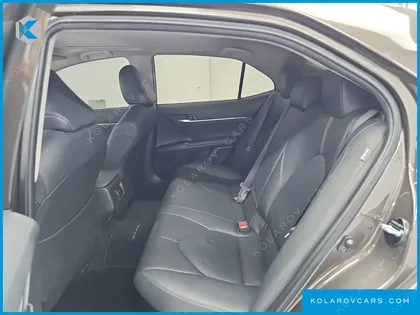 TOYOTA CAMRY 2.5 XLE HYBRID