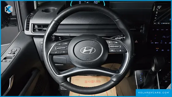 HYUNDAI STARIA HEV 1.6 TOURER 11-SEATER