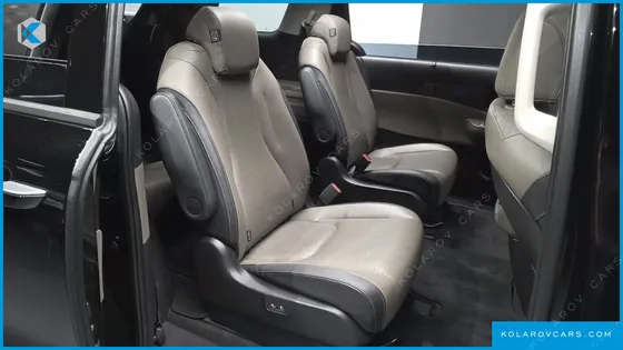 KIA CARNIVAL HEV 9SEATER GRAVITY