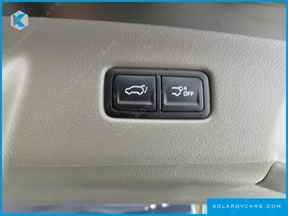 KIA CARNIVAL DIESEL 9-SEATER HI-LIMOUSINE
