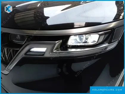 KIA CARNIVAL DIESEL 9-SEATER HI-LIMOUSINE