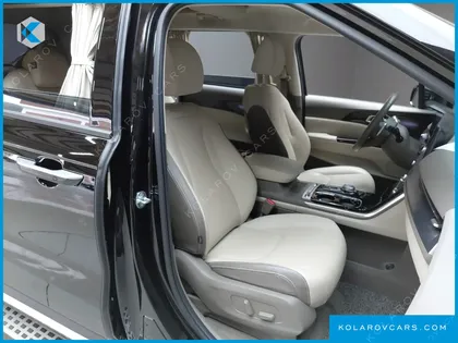 KIA CARNIVAL DIESEL 9-SEATER HI-LIMOUSINE