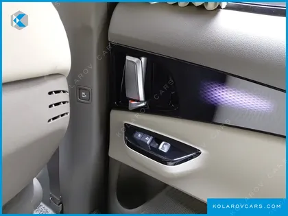 KIA CARNIVAL DIESEL 9-SEATER HI-LIMOUSINE