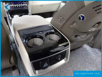 KIA CARNIVAL DIESEL 9-SEATER HI-LIMOUSINE