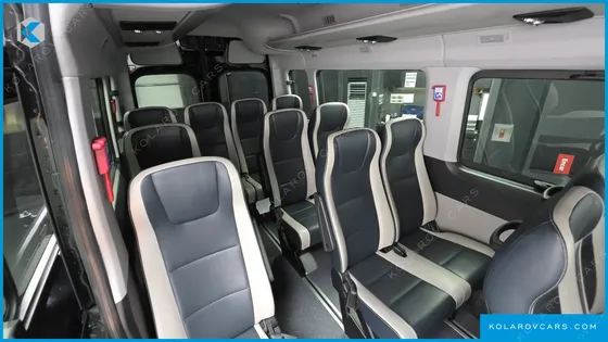 HYUNDAI SOLATI 15-SEATER