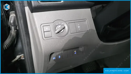HYUNDAI SOLATI 15-SEATER