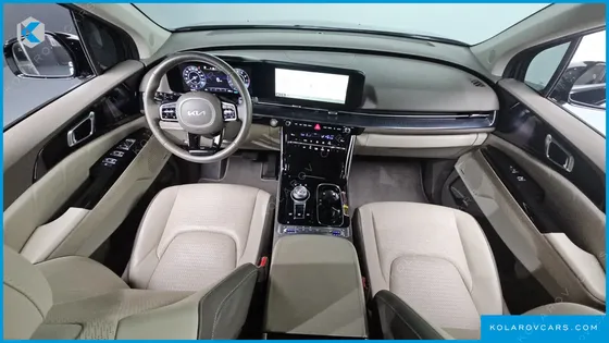 KIA CARNIVAL GASOLINE 9-SEATER HI-LIMOUSINE