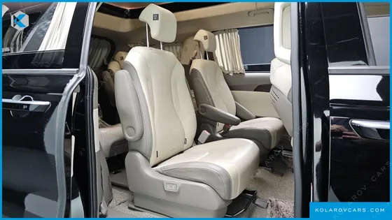 KIA CARNIVAL GASOLINE 9-SEATER HI-LIMOUSINE