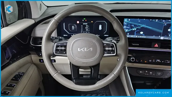 KIA CARNIVAL GASOLINE 9-SEATER HI LIMOUSINE