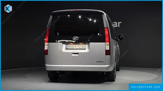 HYUNDAI STARIA L3.5 CARGO 5-SEATER