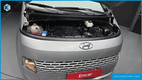 HYUNDAI STARIA L3.5 CARGO 5-SEATER