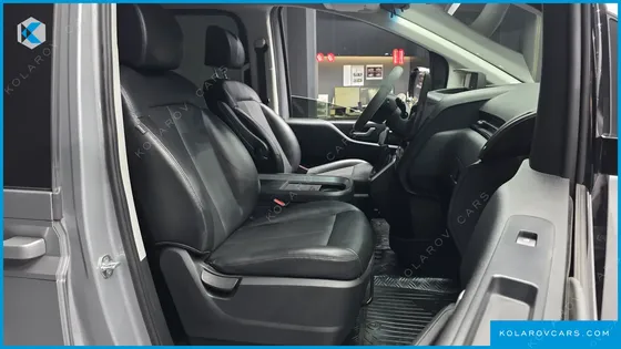 HYUNDAI STARIA L3.5 CARGO 5-SEATER