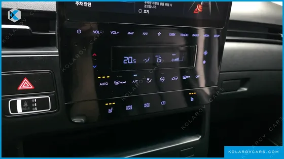 HYUNDAI STARIA L3.5 CARGO 5-SEATER