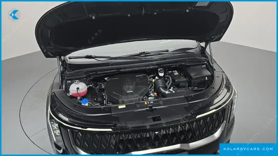 KIA CARNIVAL DIESEL 9-SEATER NOBLESSE