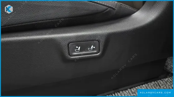 KIA CARNIVAL DIESEL 9-SEATER NOBLESSE