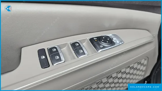 KIA CARNIVAL DIESEL 9-SEATER NOBLESSE