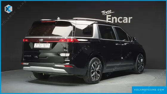 KIA CARNIVAL DIESEL 9-SEATER PRESTIGE