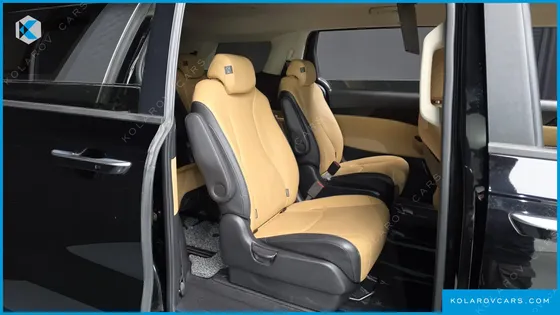 KIA CARNIVAL DIESEL 9-SEATER PRESTIGE