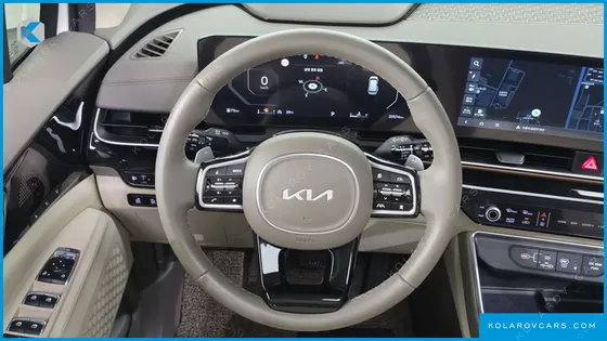 KIA CARNIVAL DIESEL 7-SEATER SIGNATURE