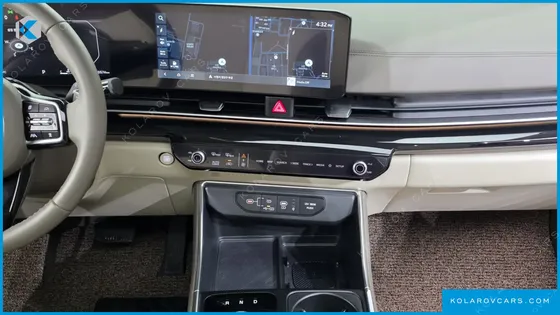 KIA CARNIVAL DIESEL 7-SEATER SIGNATURE