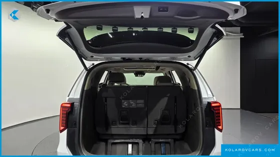 KIA CARNIVAL DIESEL 7-SEATER SIGNATURE