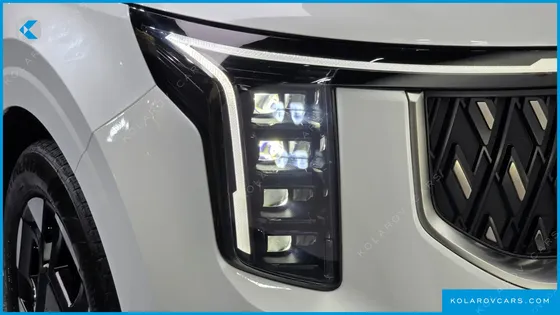 KIA CARNIVAL DIESEL 7-SEATER SIGNATURE
