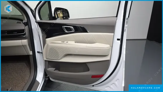 KIA CARNIVAL DIESEL 7-SEATER SIGNATURE