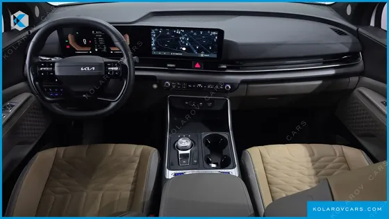 KIA CARNIVAL HEV 9-SEATER HI-LIMOUSINE (SPECIAL VEHICLE)