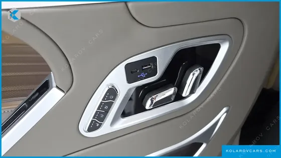 KIA CARNIVAL HEV 9-SEATER HI-LIMOUSINE (SPECIAL VEHICLE)