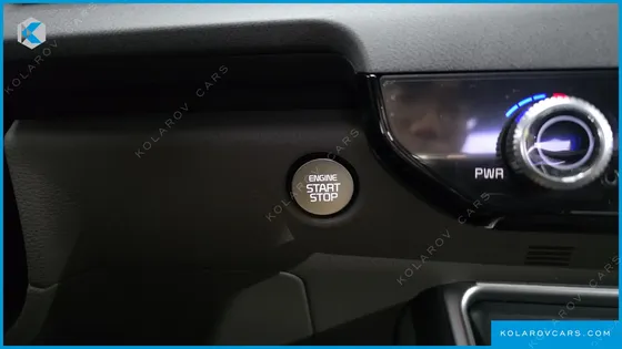 KIA CARNIVAL HEV 9-SEATER HI-LIMOUSINE (SPECIAL VEHICLE)