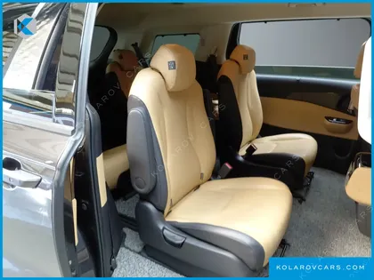KIA CARNIVAL DIESEL 9-SEATER NOBLESSE