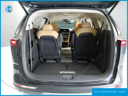 KIA CARNIVAL DIESEL 9-SEATER NOBLESSE