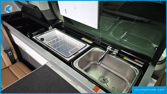 HYUNDAI STARIA 2WD CAMPING CAR