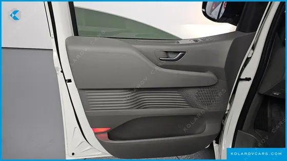 HYUNDAI STARIA 2WD CAMPING CAR