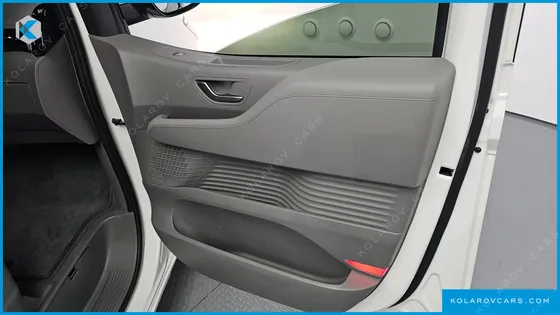 HYUNDAI STARIA 2WD CAMPING CAR