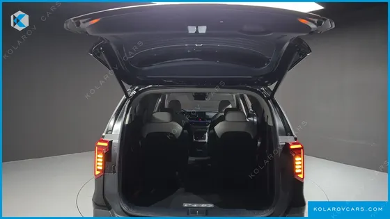 KIA CARNIVAL HEV 9SEATER SIGNATURE