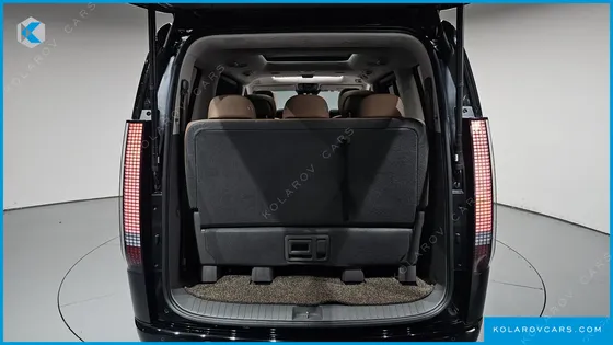 HYUNDAI STARIA HEV 1.6 LOUNGE 7-SEATER