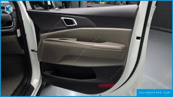 KIA CARNIVAL HEV 9SEATER NOBLESS