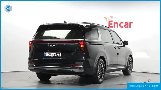 KIA CARNIVAL DIESEL 9-SEATER SIGNATURE