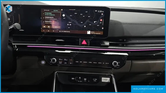 KIA CARNIVAL DIESEL 9-SEATER SIGNATURE