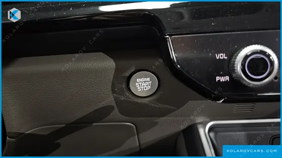 KIA CARNIVAL DIESEL 9-SEATER SIGNATURE