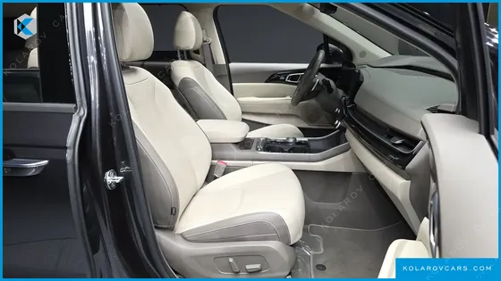 KIA CARNIVAL GASOLINE 9-SEATER GRAVITY