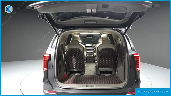 KIA CARNIVAL GASOLINE 9-SEATER GRAVITY