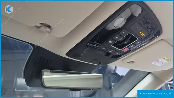 KIA CARNIVAL GASOLINE 9-SEATER GRAVITY